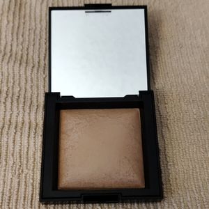 bareMinerals Invisible Bronze in Tan